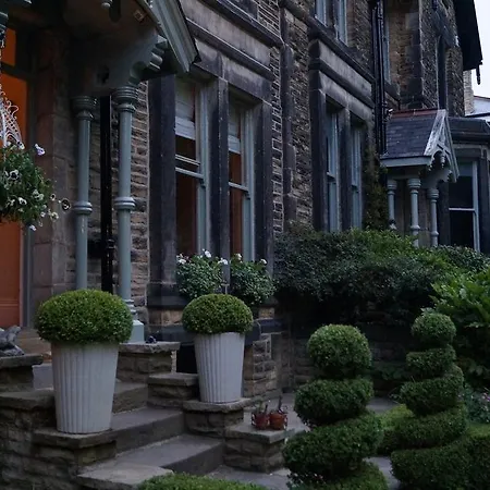 Brookfield House 4* Harrogate