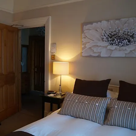 Brookfield House Affittacamere 4*