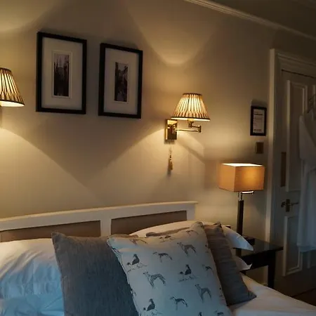 Guest house Brookfield House